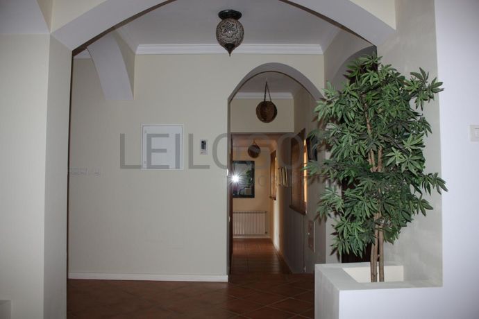 Moradia V4+1 · Baião