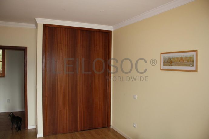 Moradia V4+1 · Baião