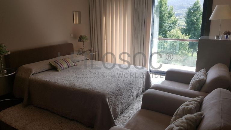 Moradia V4 c/piscina · Mondim de Basto