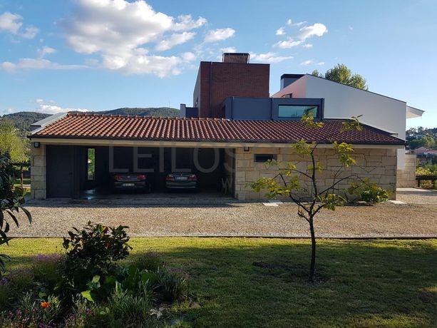 Moradia V4 c/piscina · Mondim de Basto