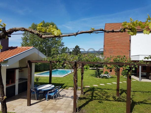 Moradia V4 c/piscina · Mondim de Basto