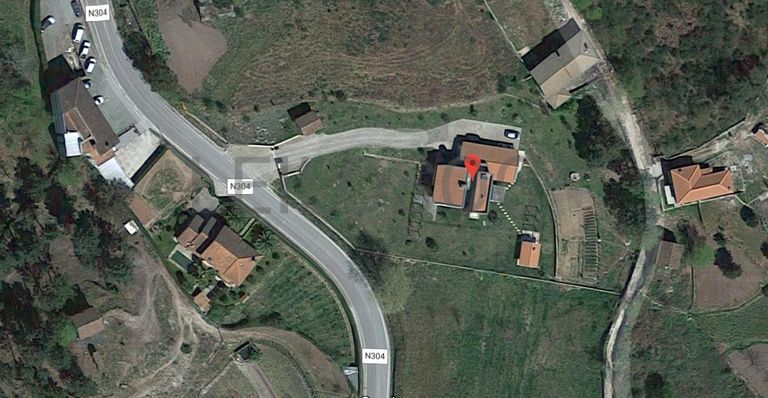 Moradia V4 c/piscina · Mondim de Basto