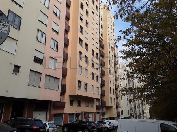 Apartamento T3 · Alfragide, Amadora