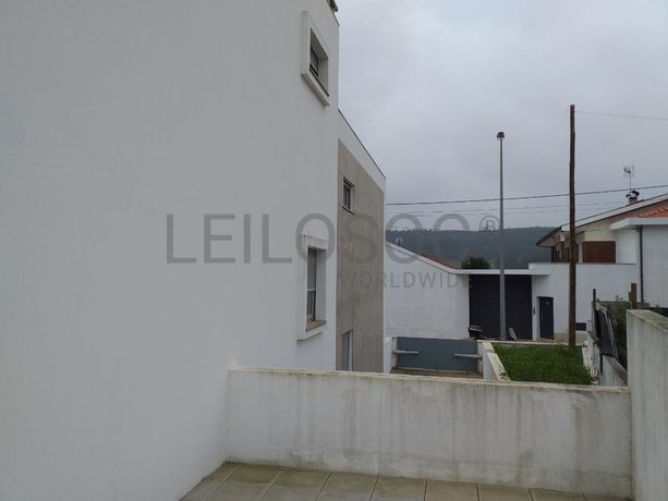 1/2 de Moradia V3 · Póvoa de Varzim