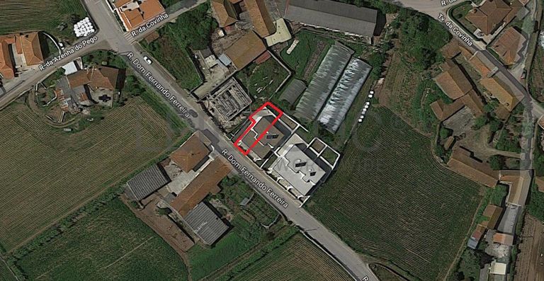 1/2 de Moradia V3 · Póvoa de Varzim