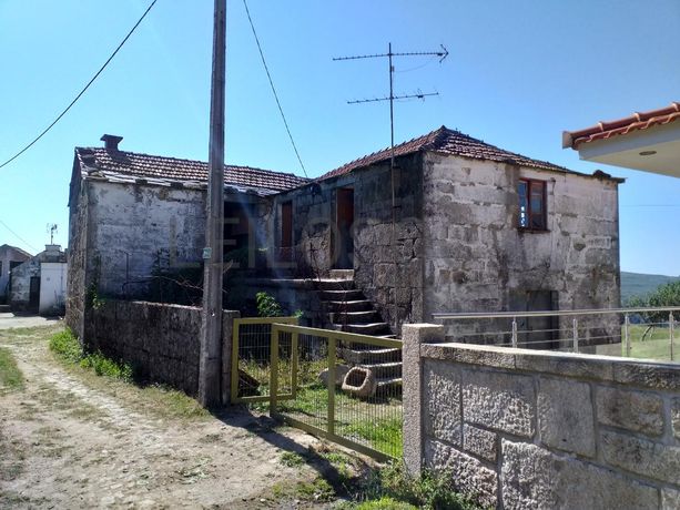 Raiz de Prédios Rústicos e Moradia · Cinfães