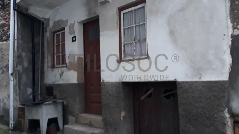 Moradia + Terrenos · Arganil