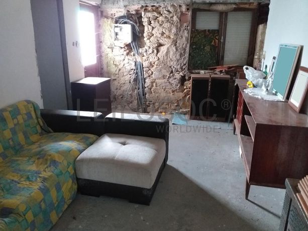 Moradia V2 + Terreno · Valença