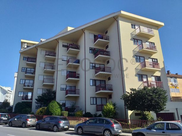 Leilão Suspenso · Usufruto · Apartamento T3 Duplex · Porto