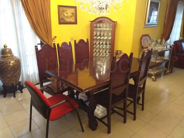 Moradia + Edifício · Vila Nova de Gaia