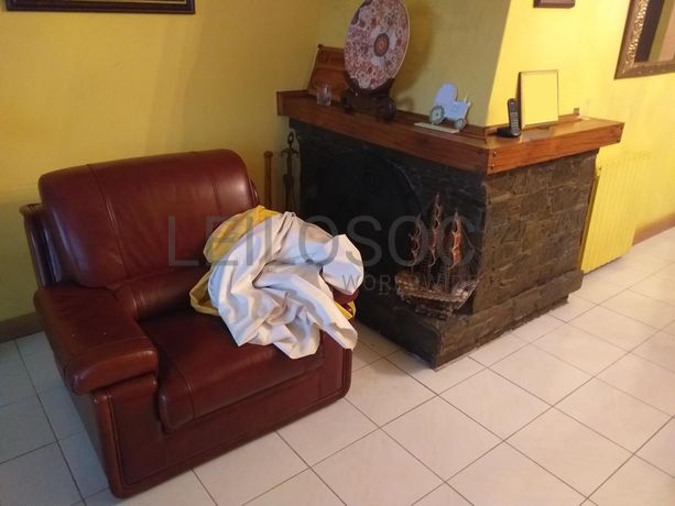 Moradia + Edifício · Vila Nova de Gaia