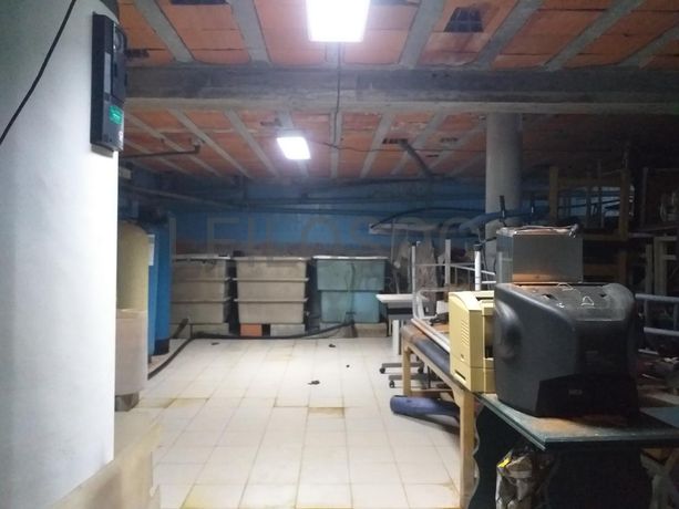 Moradia + Edifício · Vila Nova de Gaia