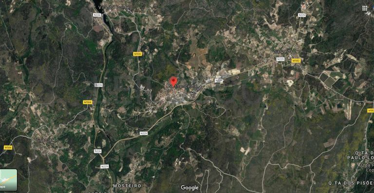 1/2 de Terreno + 1/2 de Terreno · Sernancelhe, Viseu