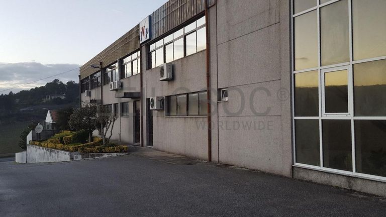 Armazém com Logradouro · Marco de Canaveses