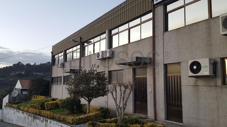 Armazém com Logradouro · Marco de Canaveses