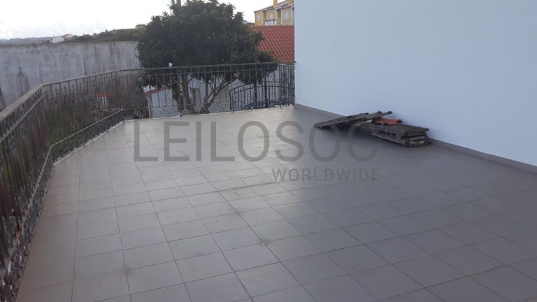 1/2 Moradia V5 · Torres Vedras