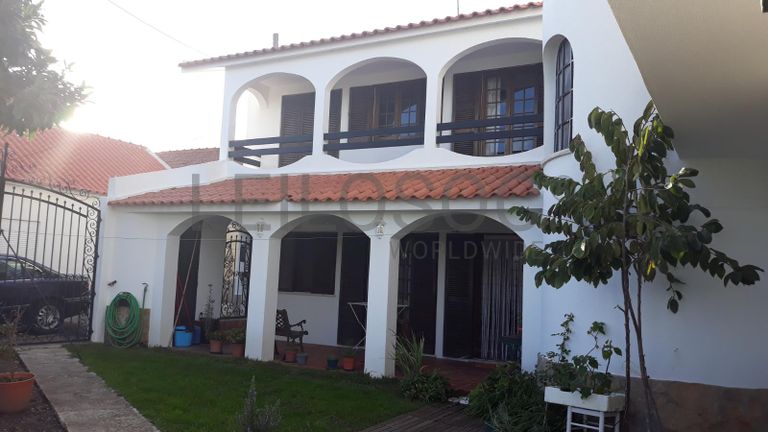 1/2 Moradia V5 · Torres Vedras