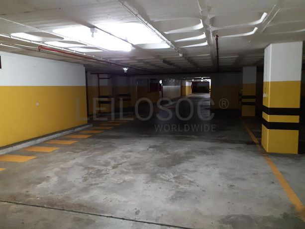 2 Lugares de Garagem · Porto