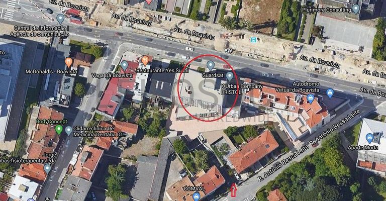 2 Lugares de Garagem · Porto