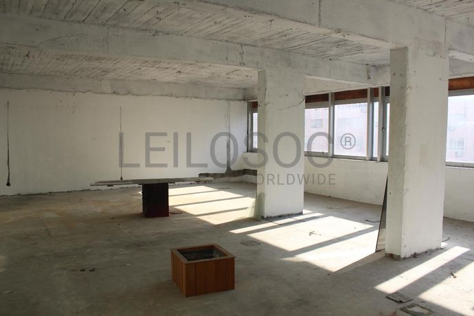 Escritórios + 4 Lugares de Garagem · Lisboa