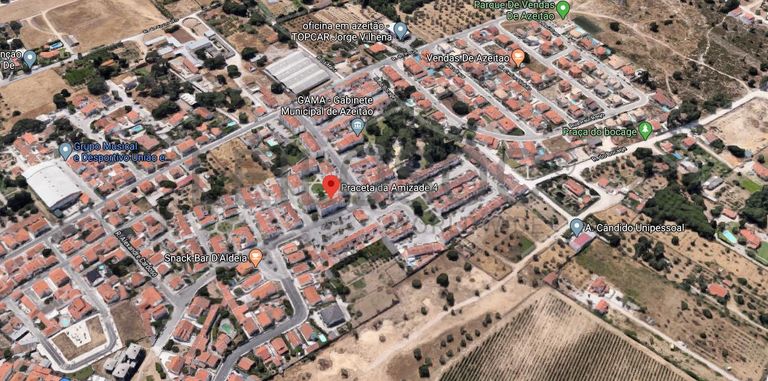 LEILÃO SUSPENSO · Direito de Superfície de Estabelecimento Comercial · Azeitão, Setúbal