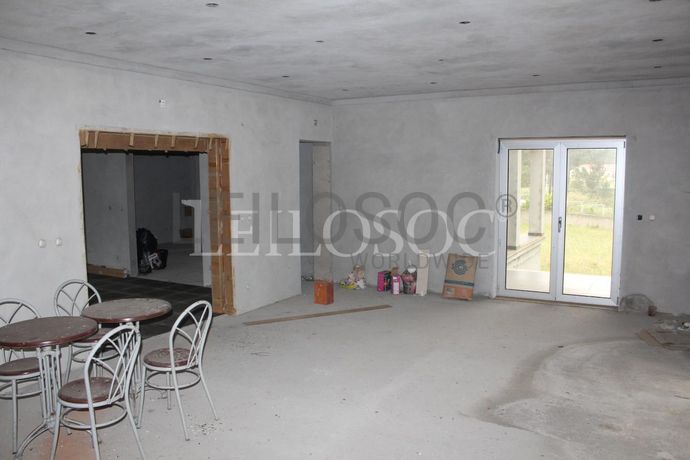 Lote para Construção c/benfeitoria · Alcobaça