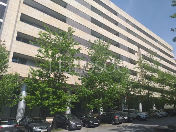 Apartamento T0 + Arrumos · Porto