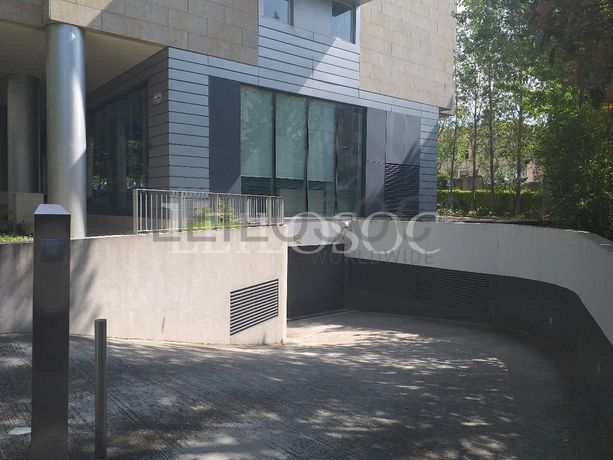 Apartamento T0 + Arrumos · Porto