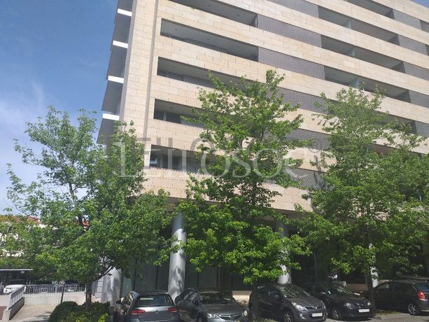 Apartamento T0 + Arrumos · Porto