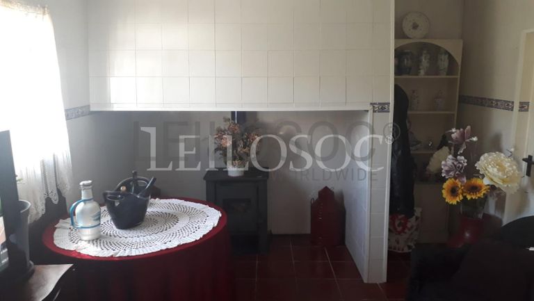 Quinhão Hereditário de Moradia V3 · Évora