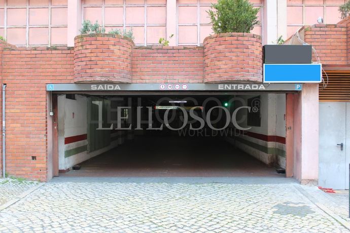 Escritórios + 4 Lugares de Garagem · Lisboa