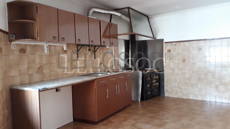 Quinhão Hereditário · Nelas - Viseu