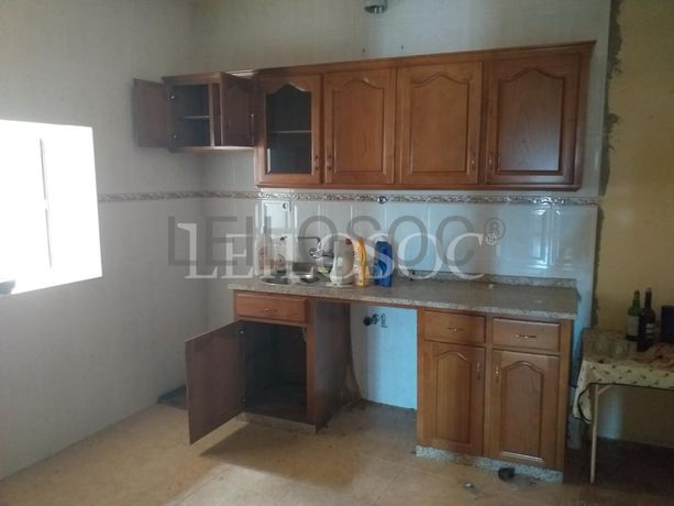 Moradia V2 · Alijó