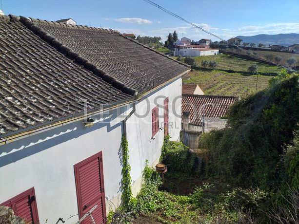 Moradia V2 · Alijó