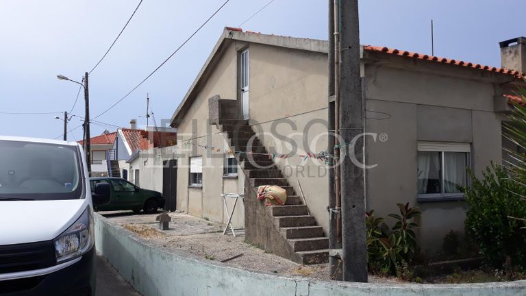 1/4 Moradia V3 · Leiria