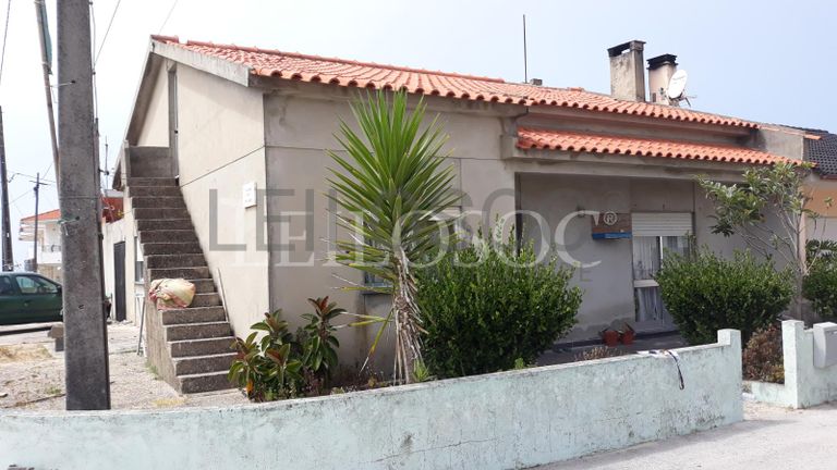 1/4 Moradia V3 · Leiria