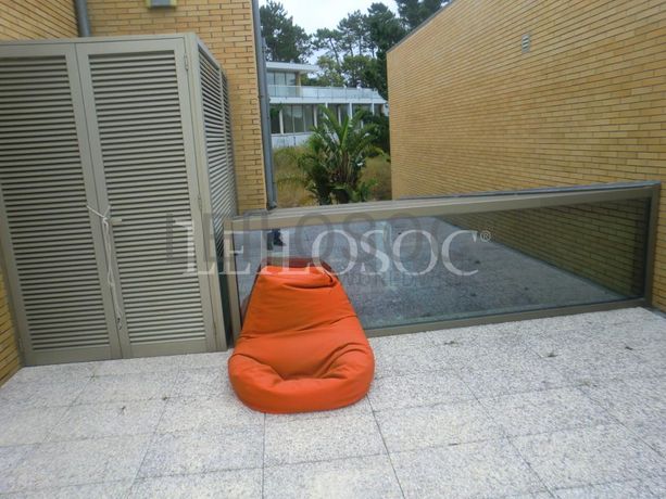 Moradia V4 em Condomínio Fechado