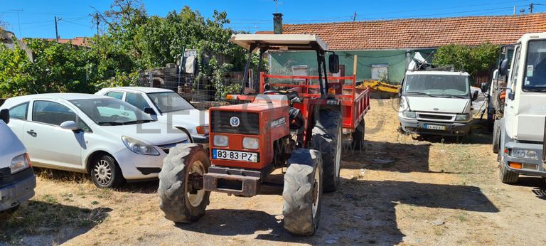 Trator + Reboque Agrícola