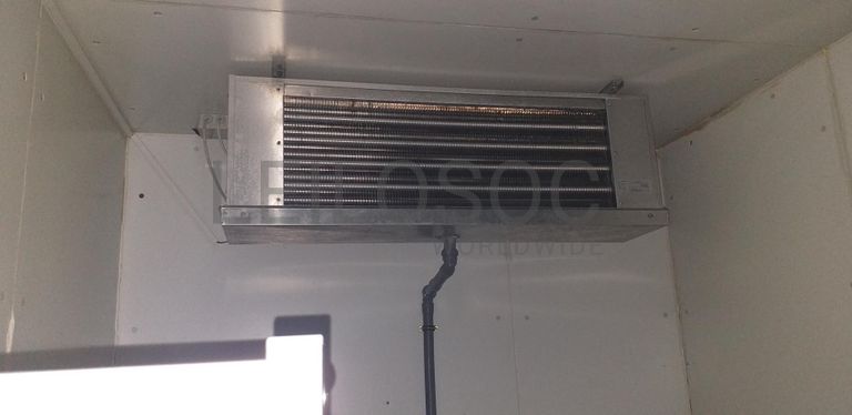 Câmaras de Frio + Material Informático · Valença