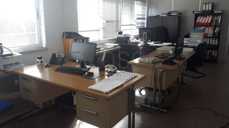 Armazém Industrial · Vila Chã de Ourique - Cartaxo