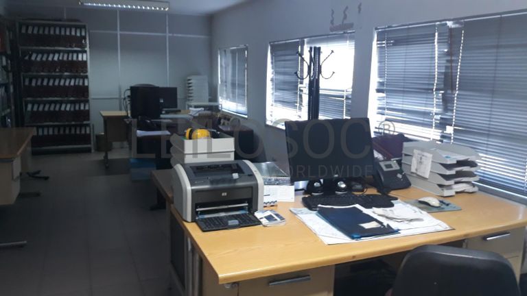 Armazém Industrial · Vila Chã de Ourique - Cartaxo