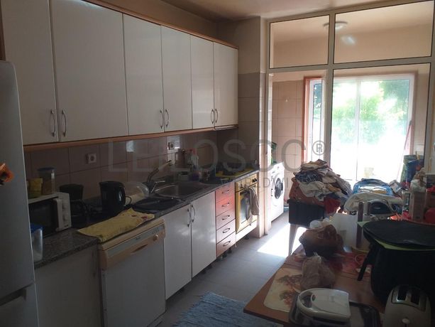 Apartamento T2+1 c/ Garagem · Vila Nova de Gaia
