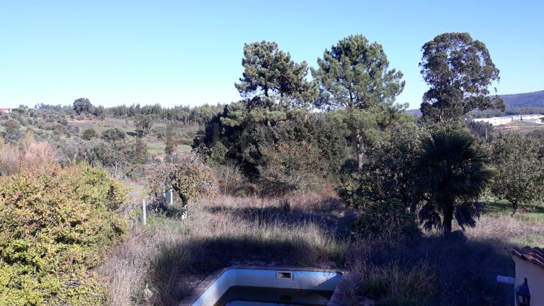 Moradia V2 com Terreno · Ferreira do Zêzere, Santarém