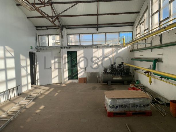 Armazém Industrial · Tarouca, Viseu