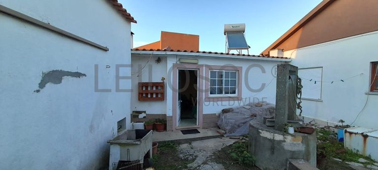 Direito à Meação · Moradia V3 com Garagem · Torres Vedras