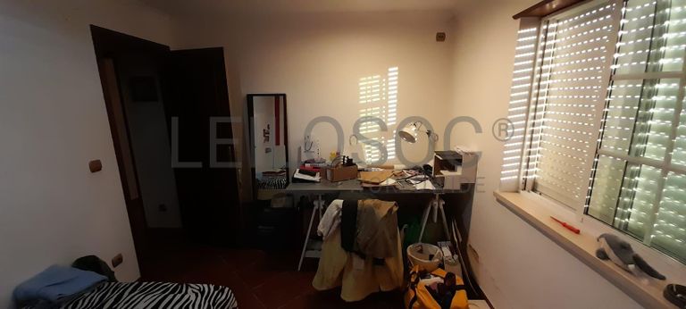 Direito à Meação · Moradia V3 com Garagem · Torres Vedras