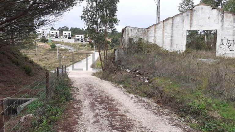 Lote para Construção · Torres Vedras