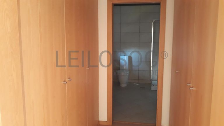 Moradia V4 + Terreno · Cantanhede