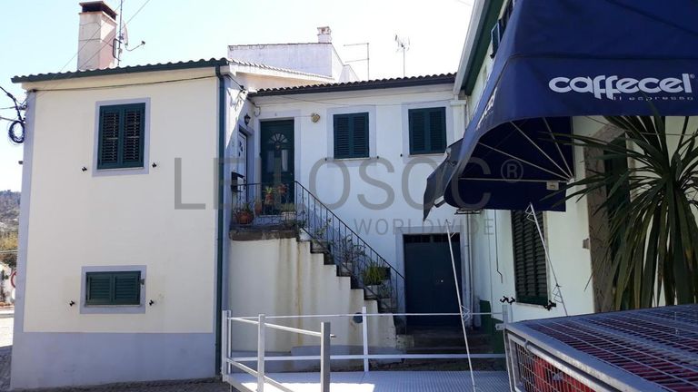 Moradia V3 · Fundão