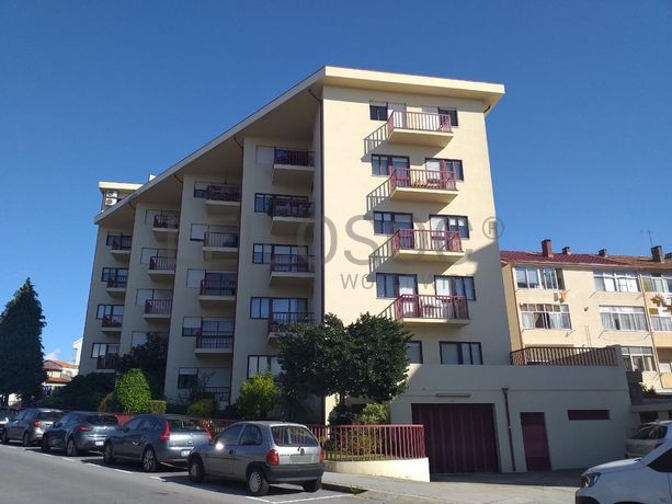 Leilão Suspenso · Usufruto · Apartamento T3 Duplex · Porto